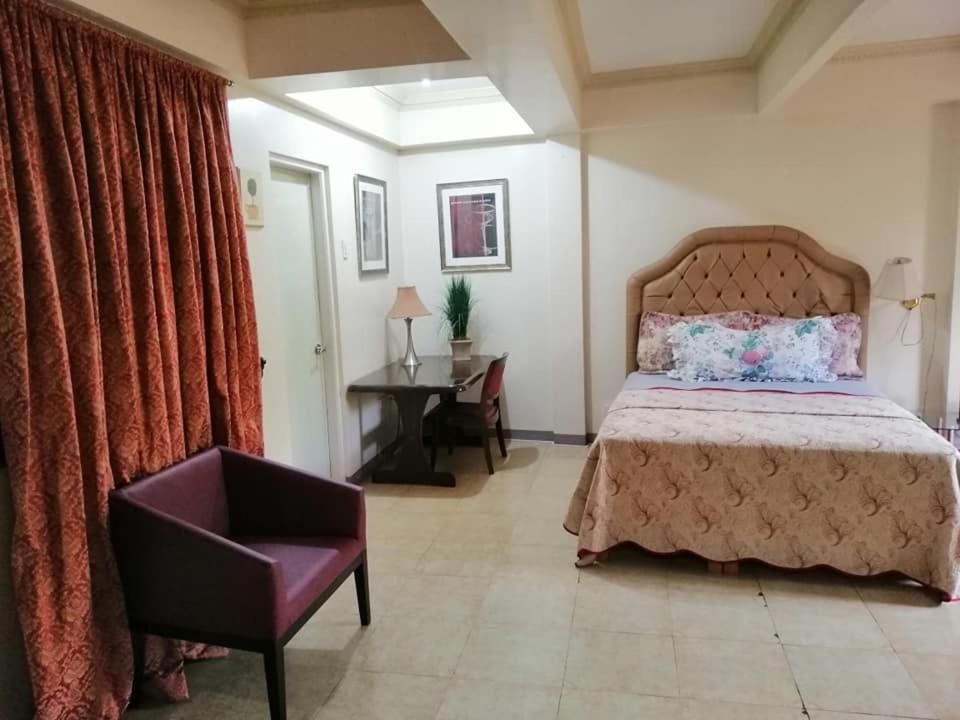 The Saint Joseph Residential Suites Lucena Εξωτερικό φωτογραφία